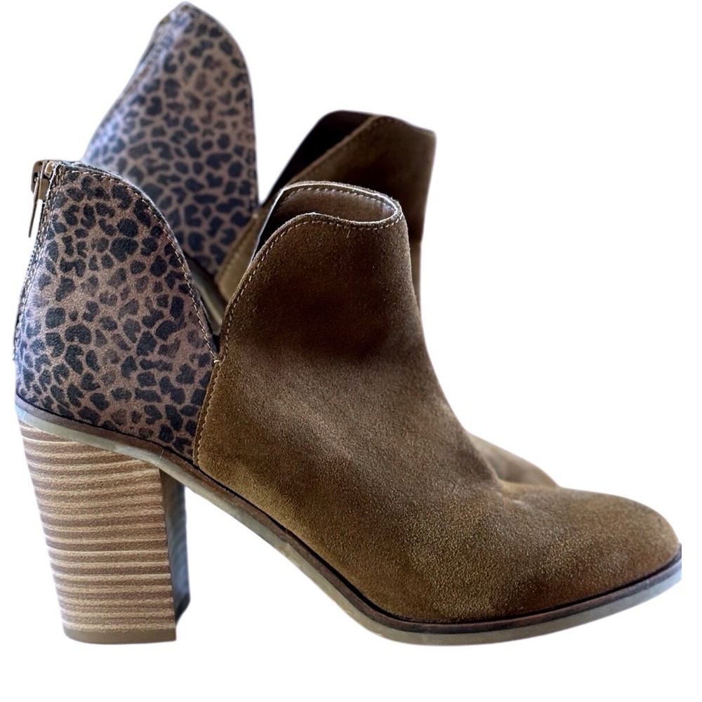 DV8 Dolce Vita Zipper‎ Back Suede Booties Animal Print Women's Size 8.5 EUC